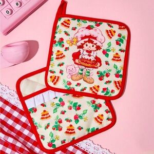 Strawberry Shortcake Heat Resistant Pot Holder NEW 🏷️